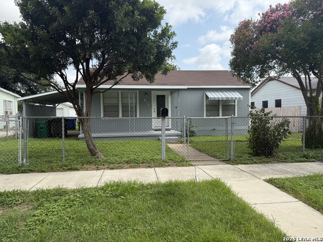 417 E Huff Ave Property Photo 1