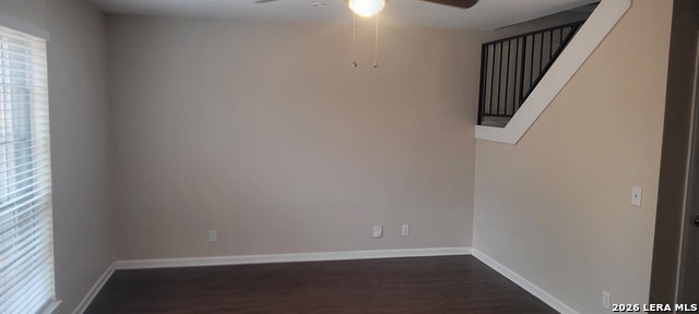 401 Indigo St Property Photo 5