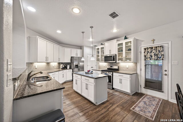 7707 Kings Spg Property Photo 6
