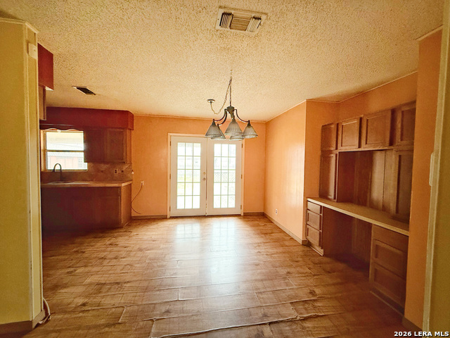 607 N Bowie Property Photo 19
