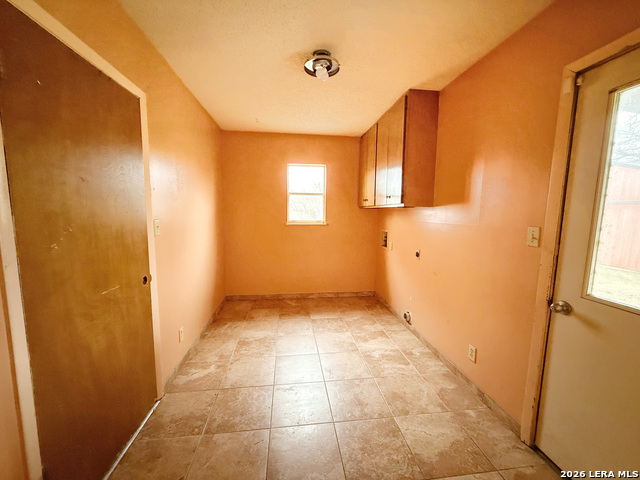 607 N Bowie Property Photo 24