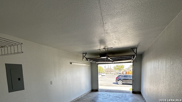 15319 Kamary Property Photo 4