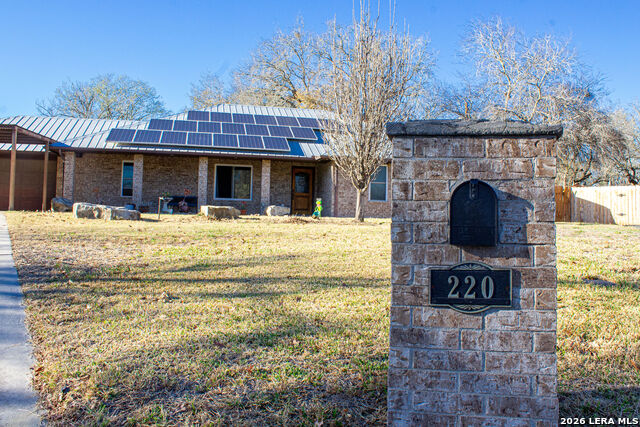 220 Eagle Nest Property Photo 4