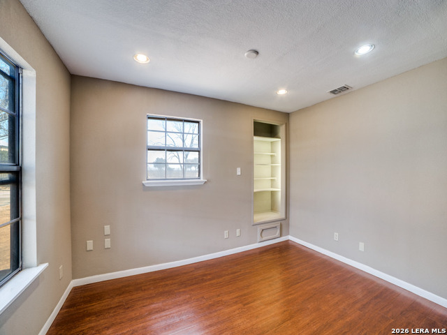 6953 Von Ormy Rd Property Photo 8