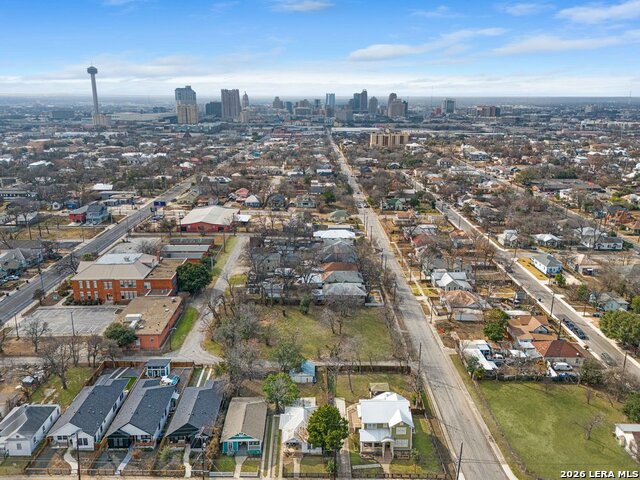 1038 Dawson St Property Photo 1