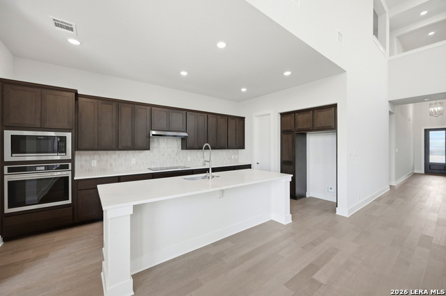 247 White Oak Property Photo 6