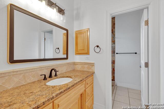 1130 Whispering Water Property Photo 26