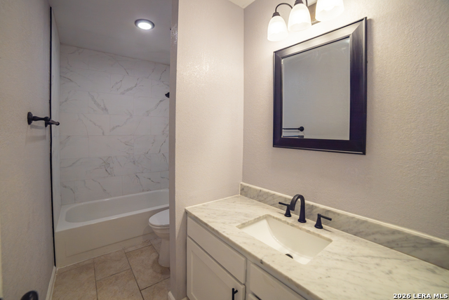 9519 Brook Green Property Photo 4