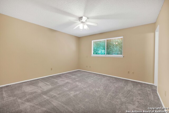 6427 Ridge Place Property Photo 8