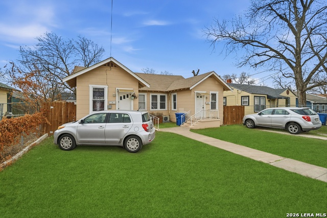 411 Canton Property Photo 3