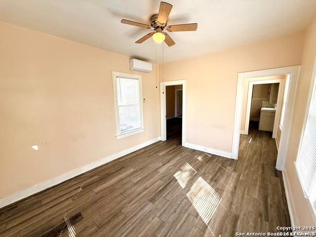 411 Canton Property Photo 5