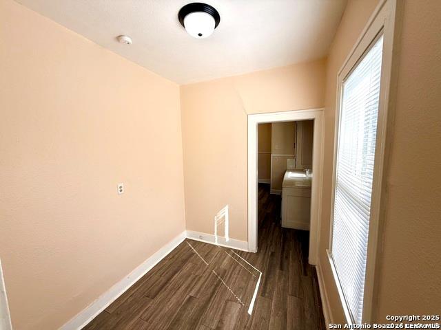 411 Canton Property Photo 7