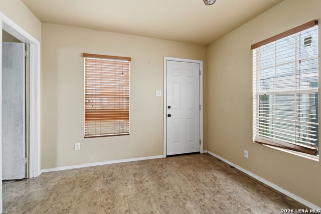 333 Hawthorne Property Photo 6