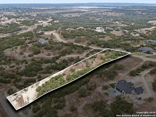 1009 Malbec Loop Property Photo 2