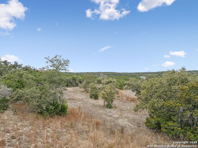 1009 Malbec Loop Property Photo 6