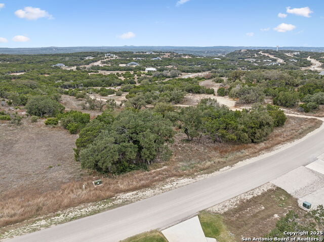 1009 Malbec Loop Property Photo 12