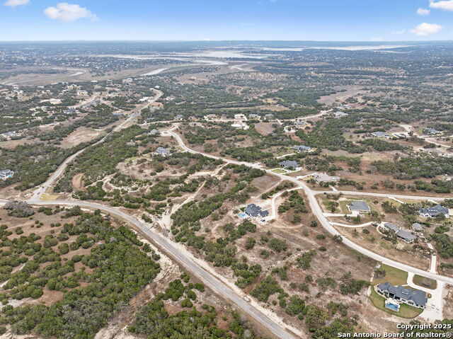 1009 Malbec Loop Property Photo 16