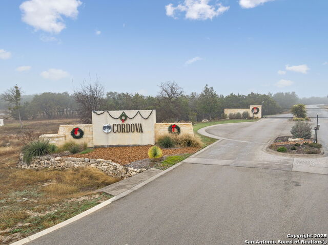 1009 Malbec Loop Property Photo 25