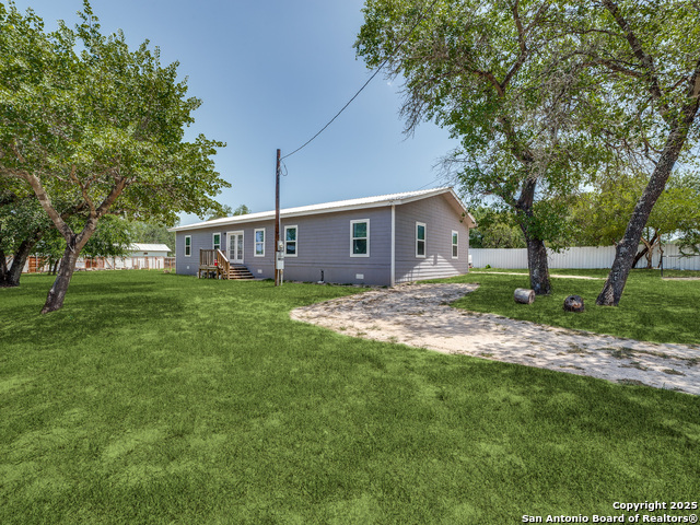 22806 Shady Forest Dr Property Photo 1