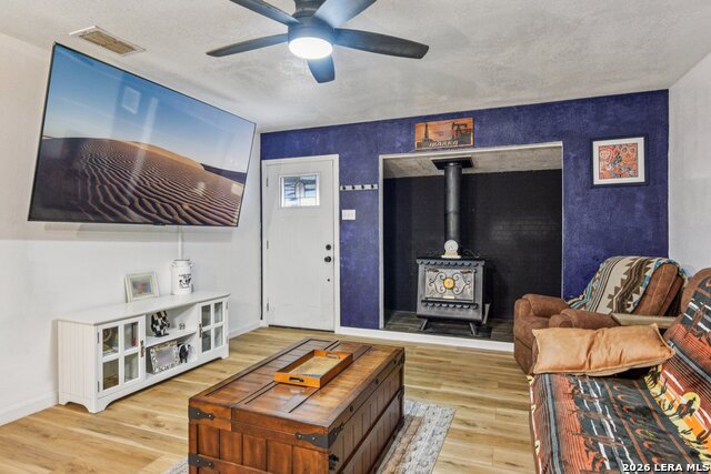 6267 Apple Valley Property Photo 4