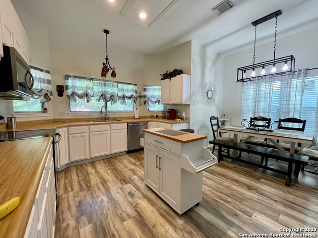 6111 Quail Feather Ln Property Photo 8