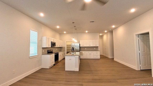 330 E Carson Property Photo 5
