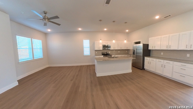 330 E Carson Property Photo 6