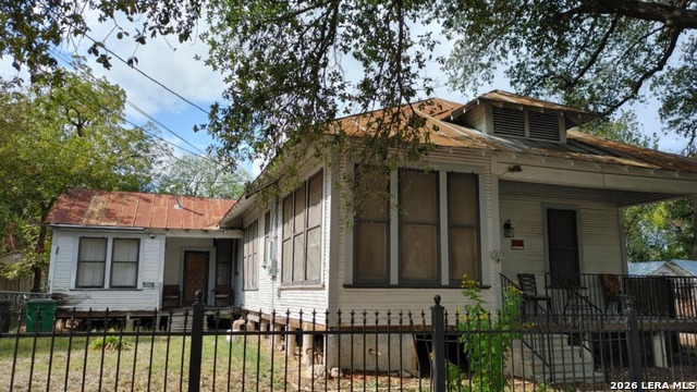 309 Willow Property Photo 1