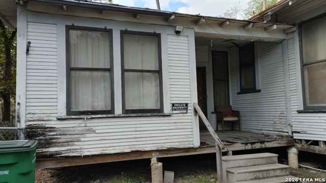 309 Willow Property Photo 3