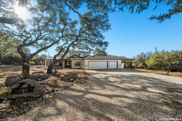 852 Crossbow Property Photo 2