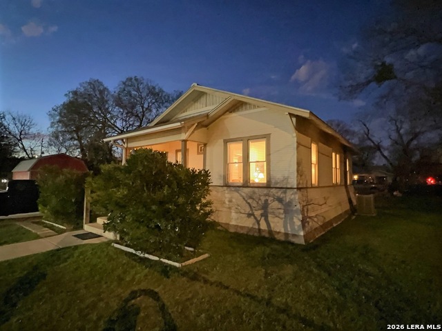 404 W Walnut Property Photo 30