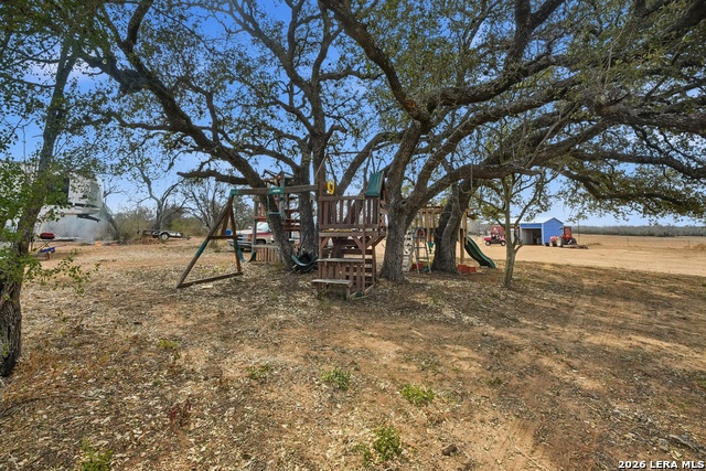 3103 W Fm 462 Property Photo 9
