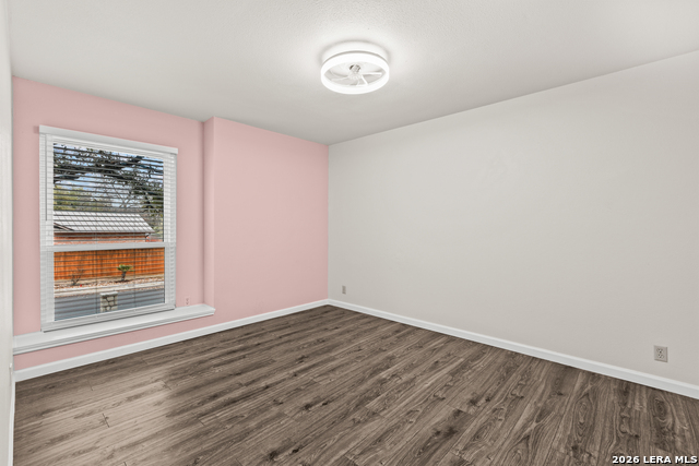 14131 Kings Mdws Property Photo 22