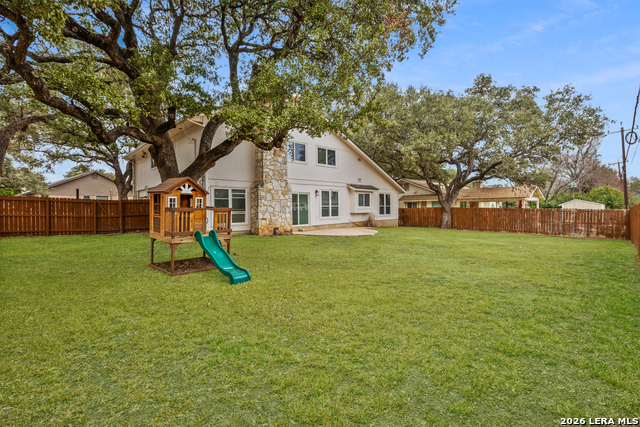 14131 Kings Mdws Property Photo 24