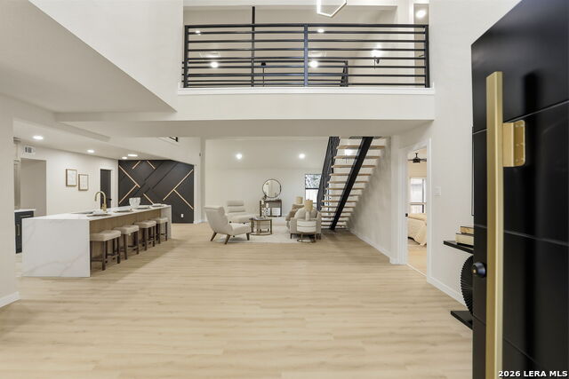13707 Bluffmont Property Photo 6