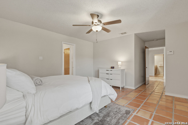 15127 Forest Country Property Photo 8