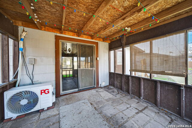 155 Seacomber Pl Property Photo 24