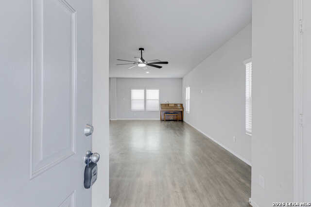2532 Marty Way Property Photo 4