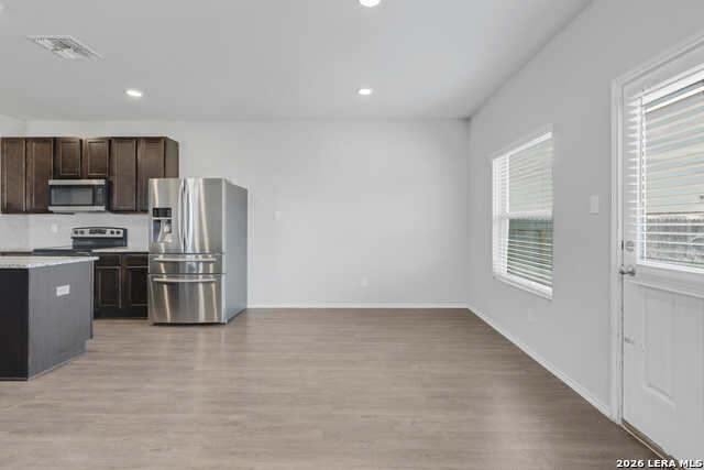 2532 Marty Way Property Photo 13