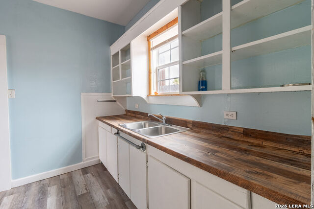 703 E Highland Property Photo 23