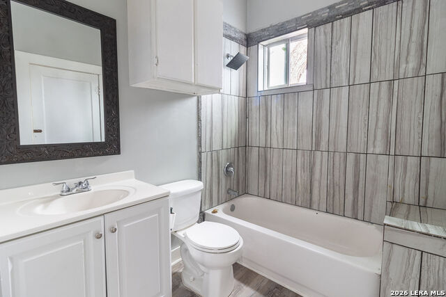 703 E Highland Property Photo 25