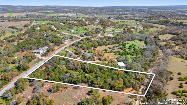 111 La Luna Drive Property Photo 7