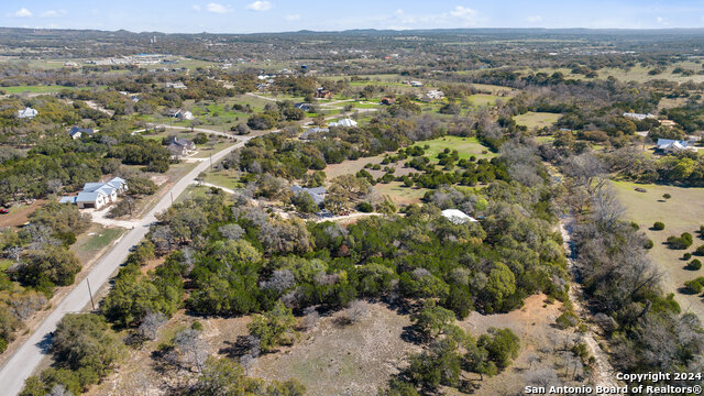 111 La Luna Drive Property Photo 8