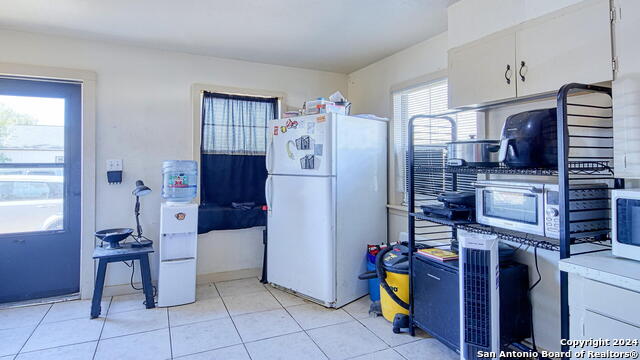 910 Plum St Property Photo 9