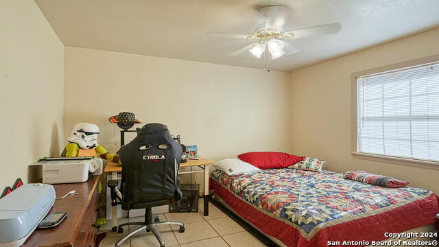 910 Plum St Property Photo 16