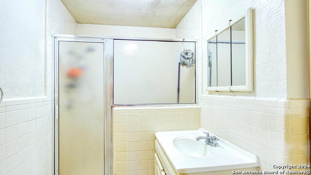 910 Plum St Property Photo 18