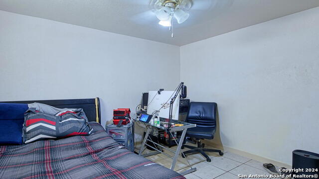 910 Plum St Property Photo 20