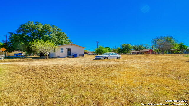910 Plum St Property Photo 26