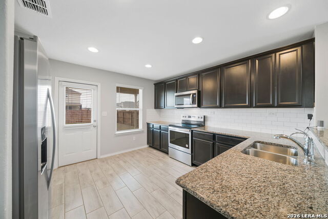 12042 Silver Light Property Photo 15