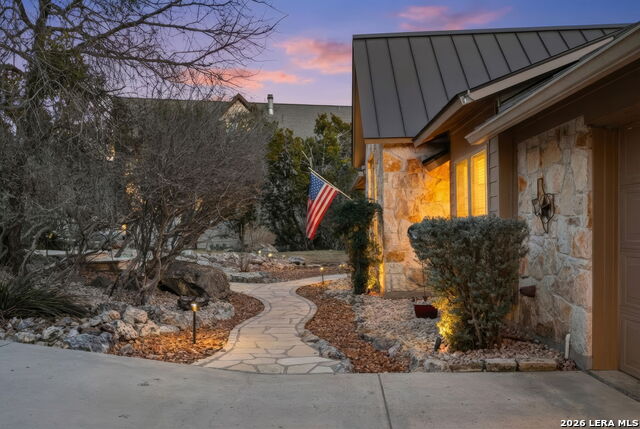 1616 Canyon Lake Dr Property Photo 6